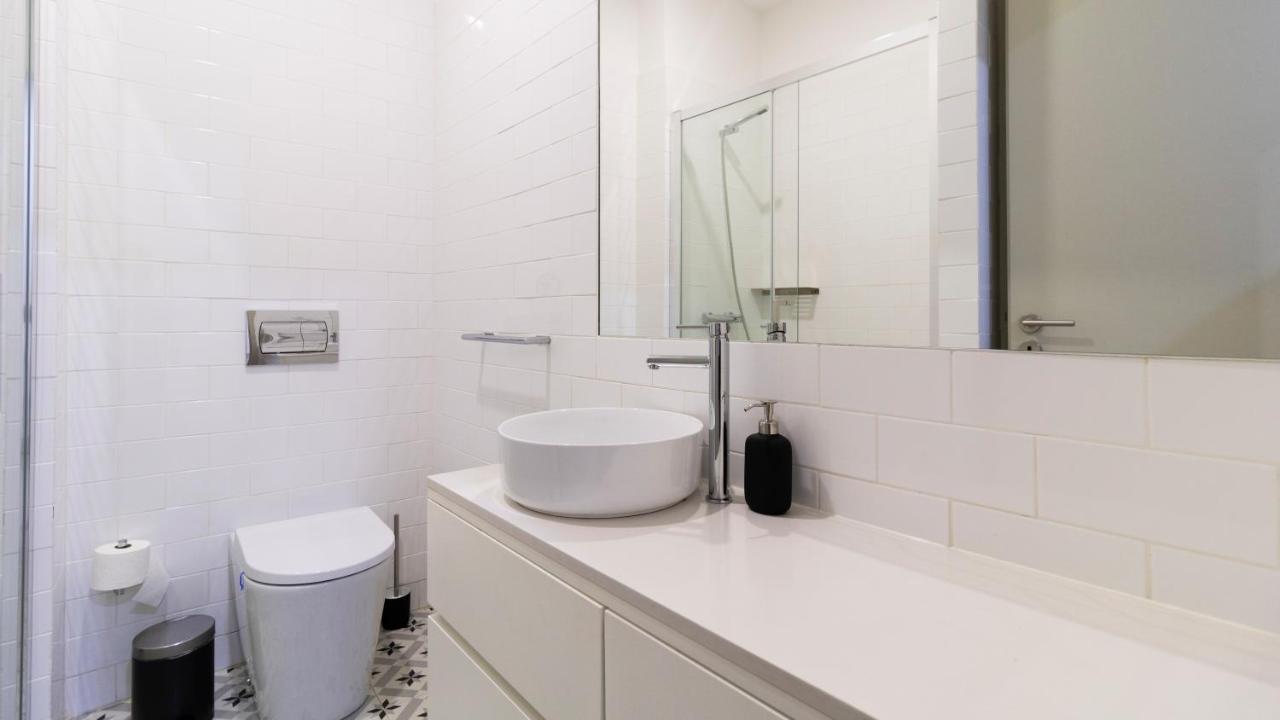 Central Stunning Duplex W/ Patio By Lovelystay ポルト エクステリア 写真